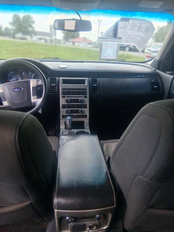 Ford Flex 4dr SE FWD 2010