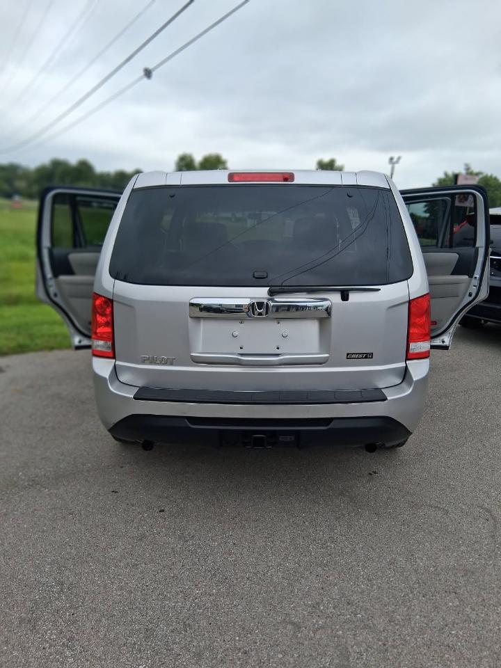 Honda Pilot 2WD 4dr LX 2012