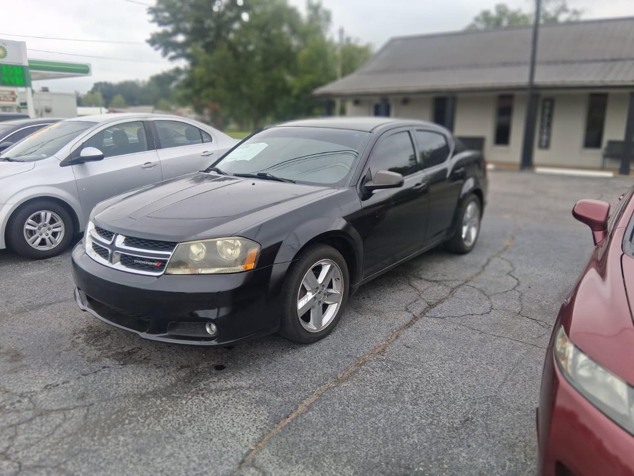 Dodge Avenger 4dr Sdn SE V6 2013