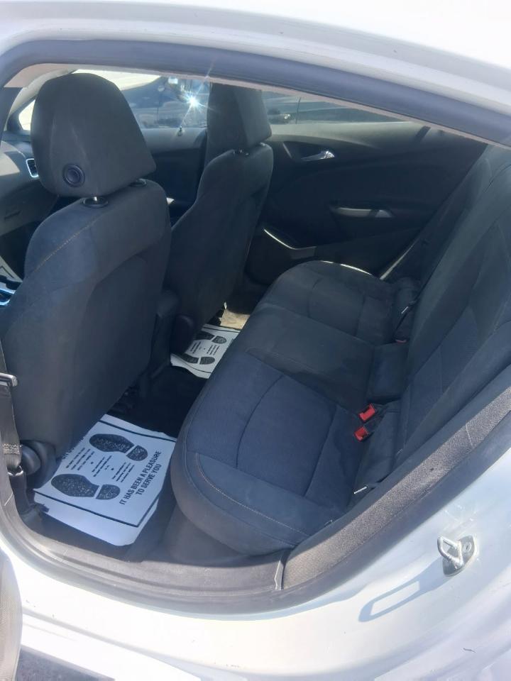 Chevrolet Cruze 4dr Sdn 1.4L LS w/1SB 2018