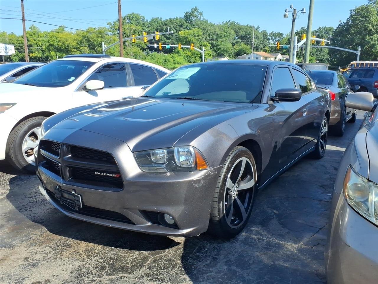 Dodge Charger 4dr Sdn SXT RWD 2014