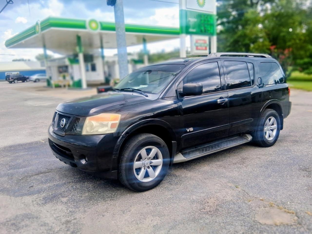 Nissan Armada 4WD 4dr SV 2013