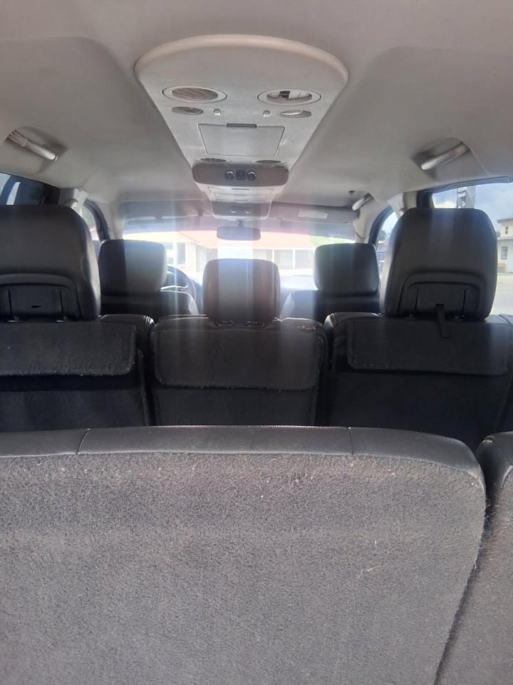 Nissan Armada 4WD 4dr SV 2013