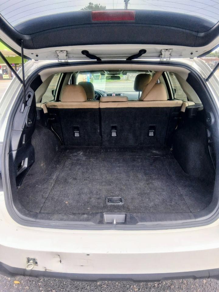 Subaru Outback 4dr Wgn 2.5i Premium PZEV 2016