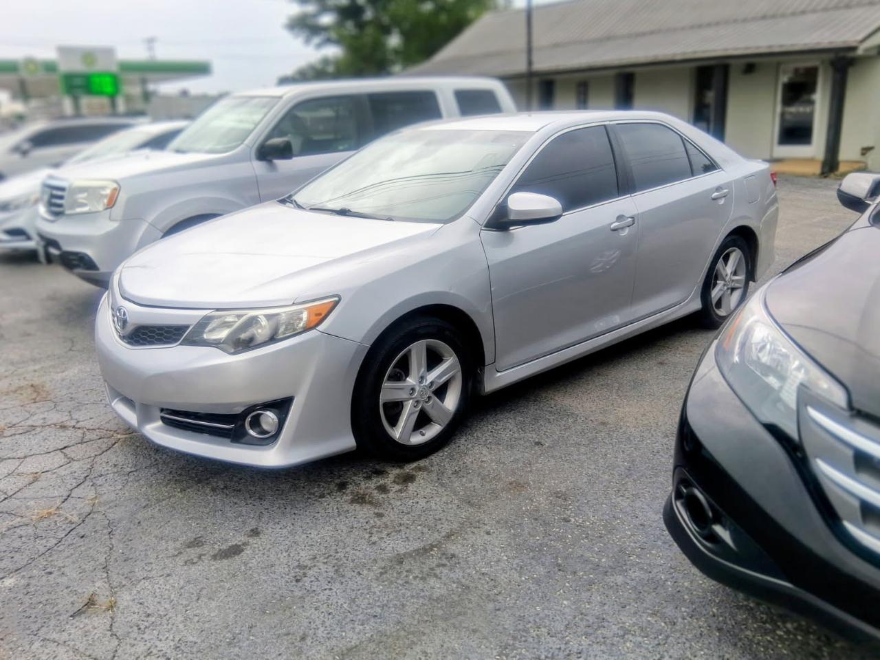 Toyota Camry 2014.5 4dr Sdn I4 Auto SE Sport (Natl) 2014