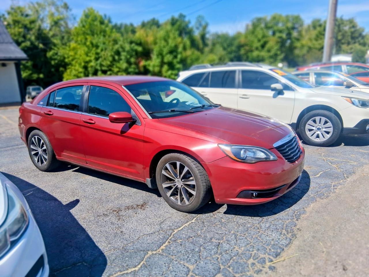 Chrysler 200 4dr Sdn Touring 2014
