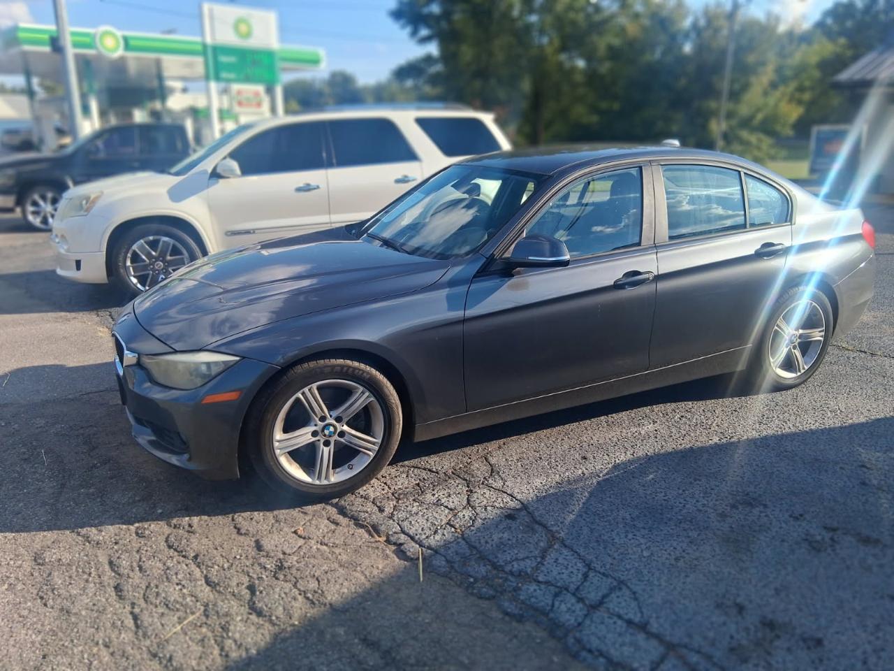 BMW 3 Series 4dr Sdn 328i RWD SULEV 2014
