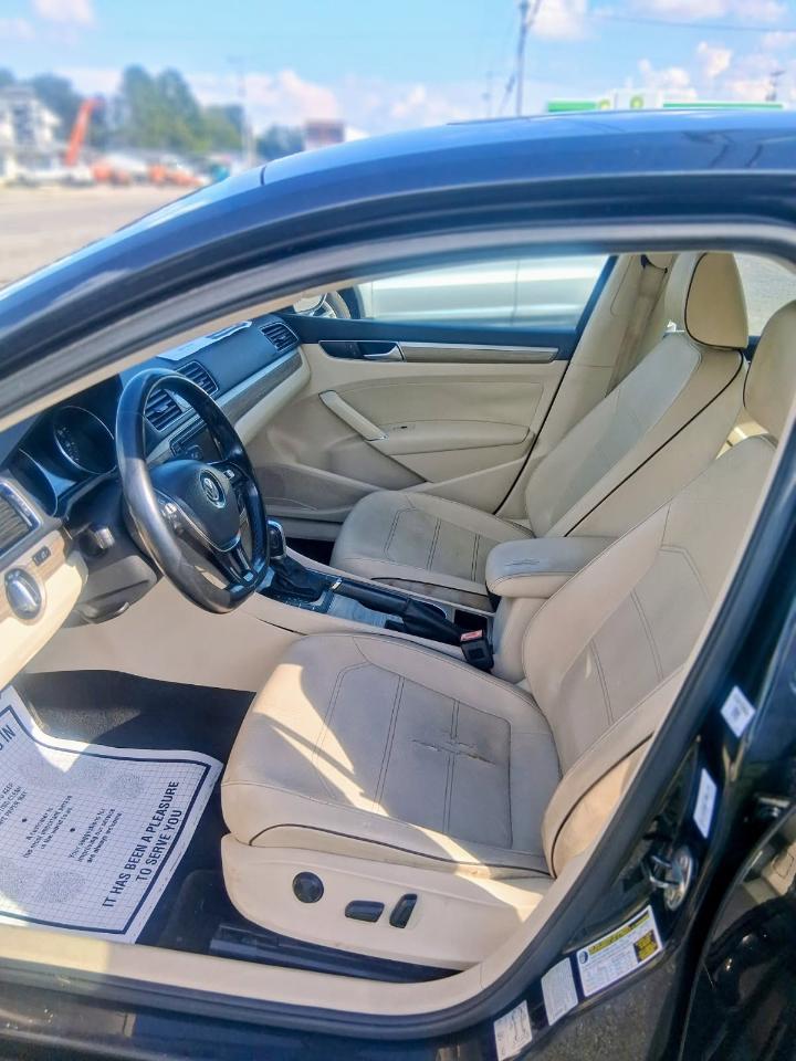 Volkswagen Passat 4dr Sdn 1.8T Auto SE PZEV 2016