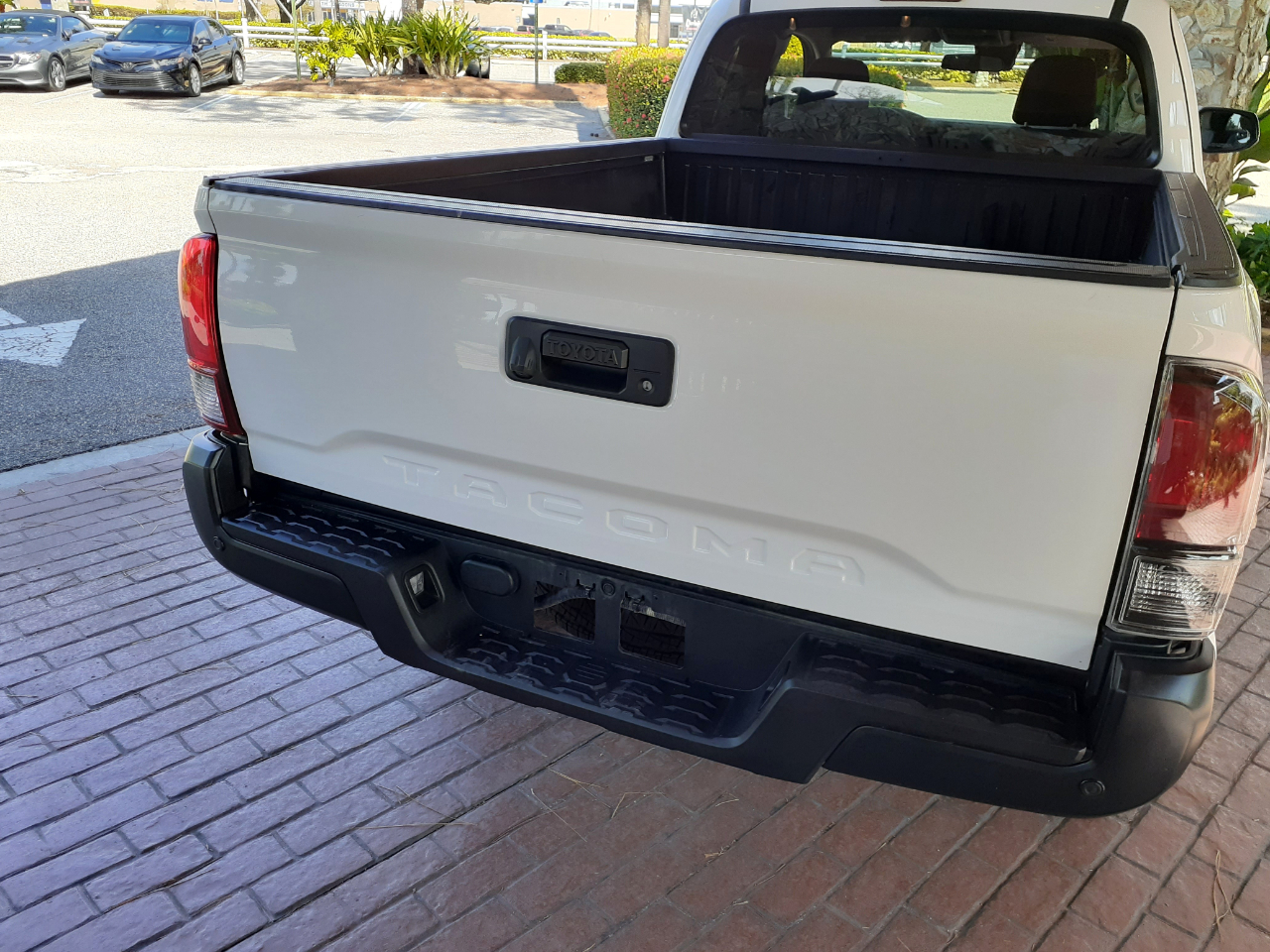 Toyota Tacoma SR5 Access Cab I4 6AT 2WD 2019