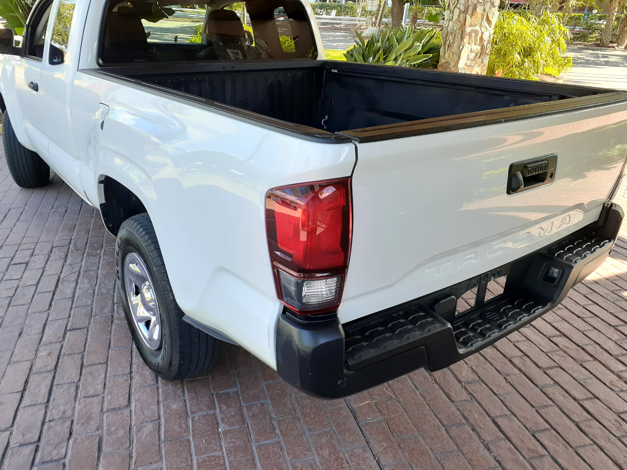 Toyota Tacoma SR5 Access Cab I4 6AT 2WD 2019