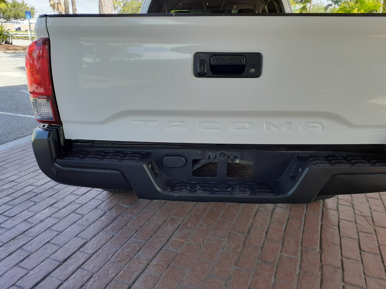 Toyota Tacoma SR5 Access Cab I4 6AT 2WD 2019