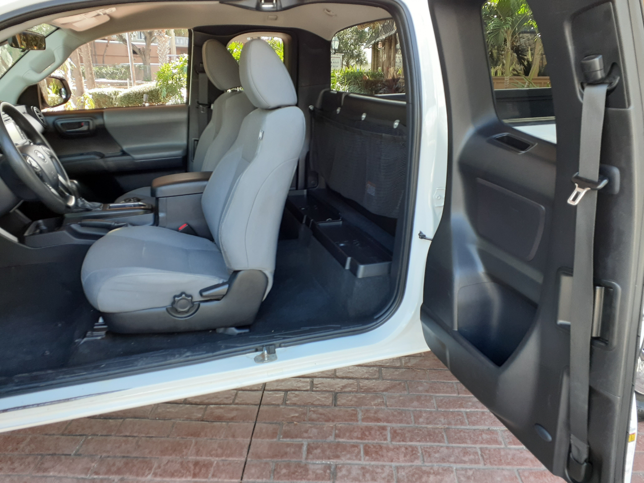 Toyota Tacoma SR5 Access Cab I4 6AT 2WD 2019