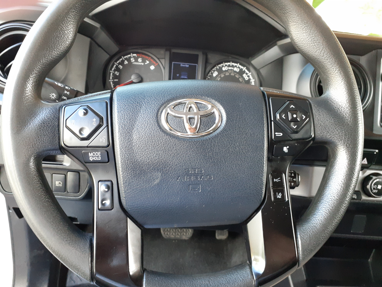 Toyota Tacoma SR5 Access Cab I4 6AT 2WD 2019