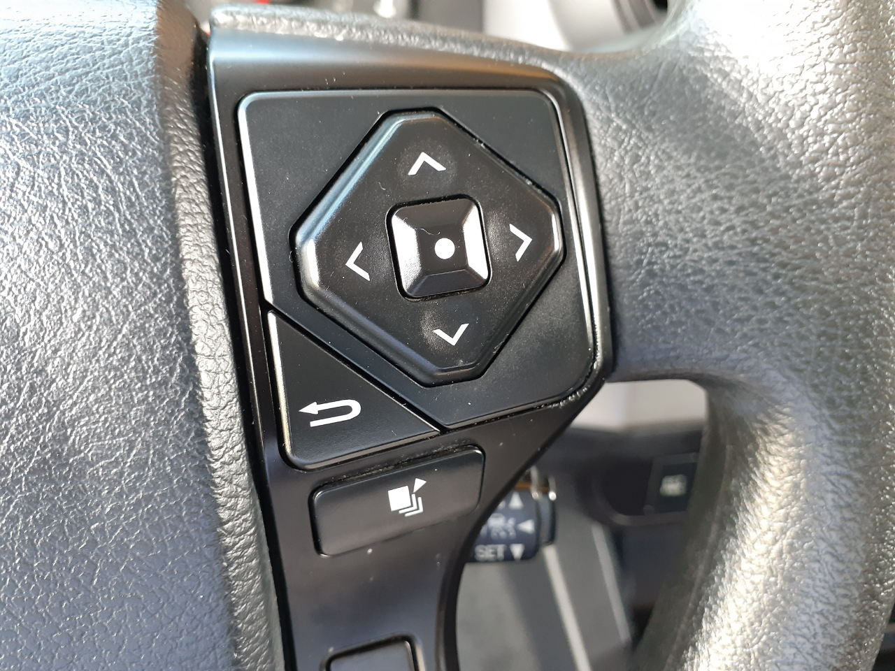 Toyota Tacoma SR5 Access Cab I4 6AT 2WD 2019