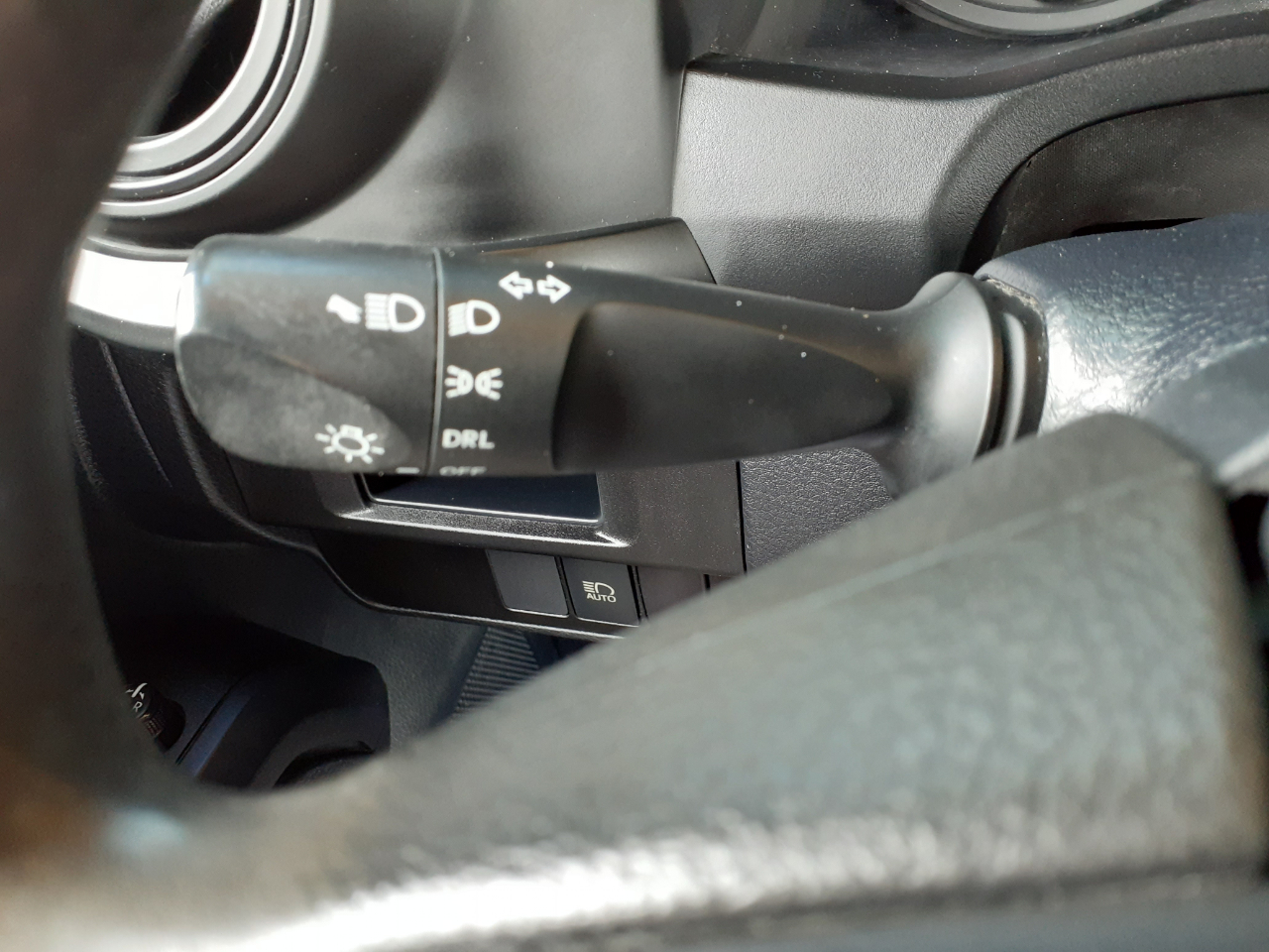 Toyota Tacoma SR5 Access Cab I4 6AT 2WD 2019