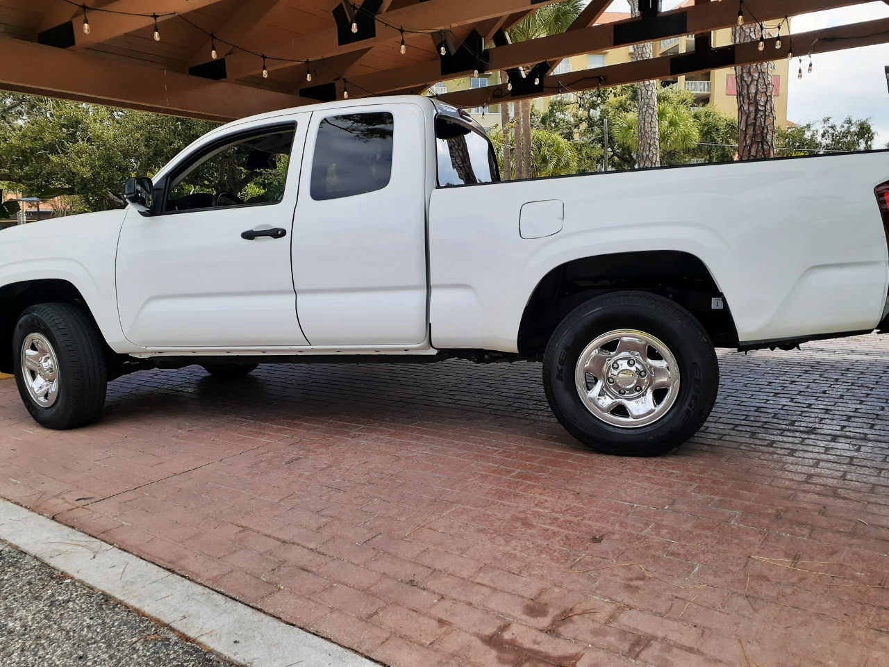 Toyota Tacoma SR5 Access Cab I4 6AT 2WD 2019