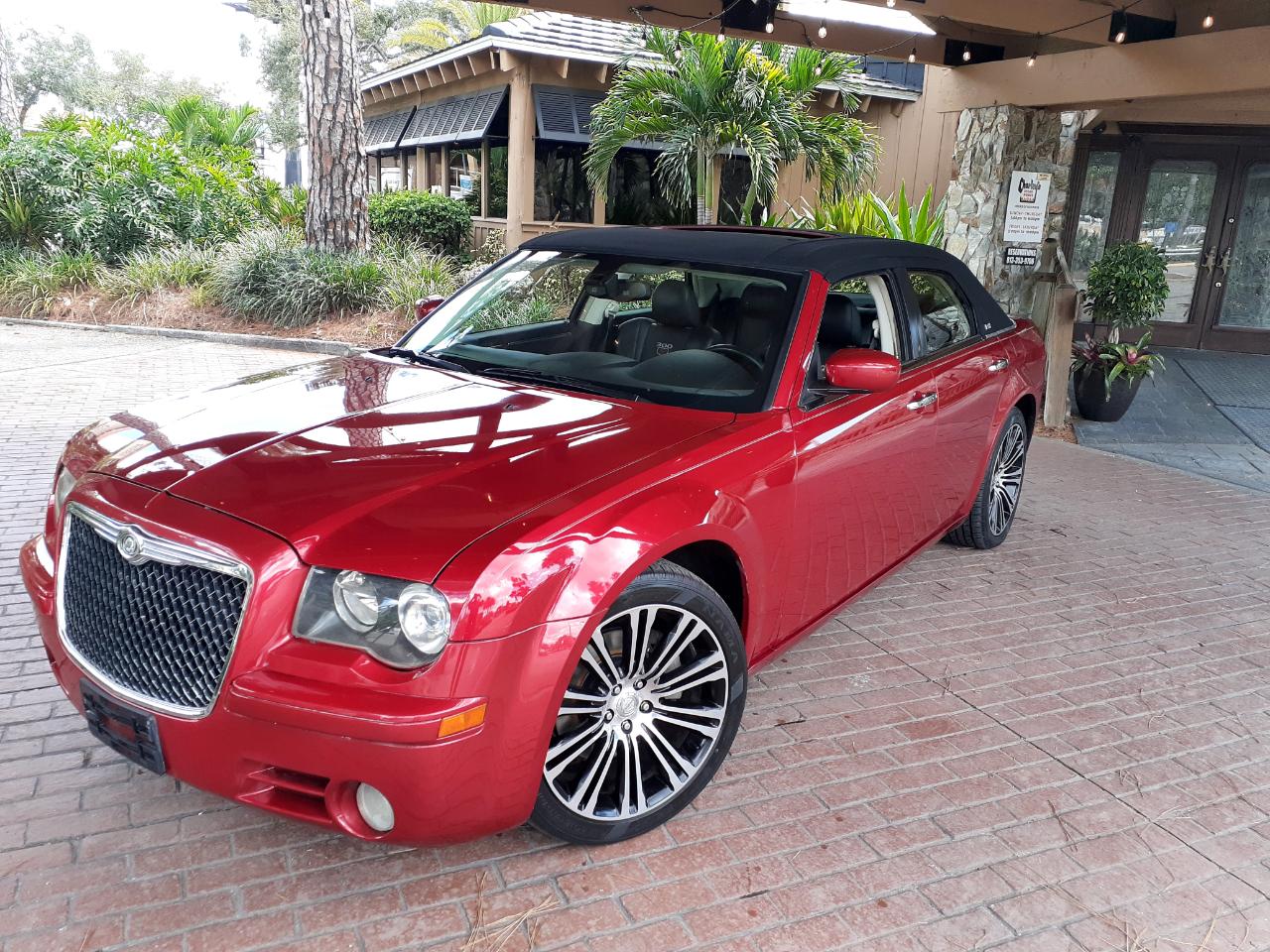 Chrysler 300 photo 2