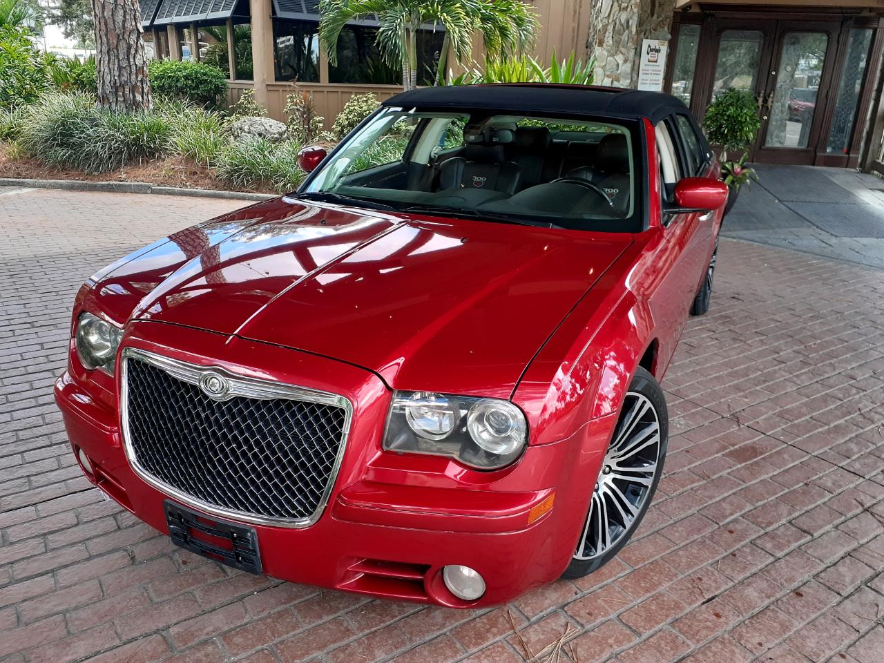 Chrysler 300 photo 3