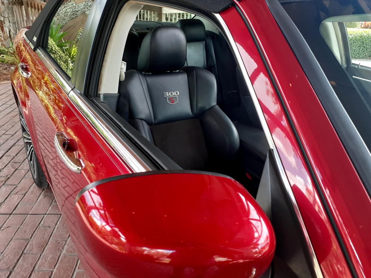 Chrysler 300 photo 15