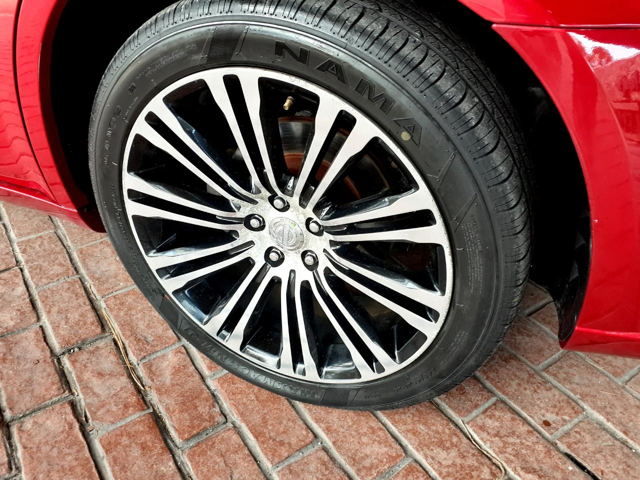 Chrysler 300 photo 28