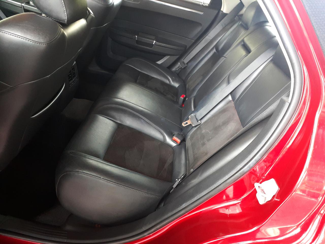 Chrysler 300 photo 32
