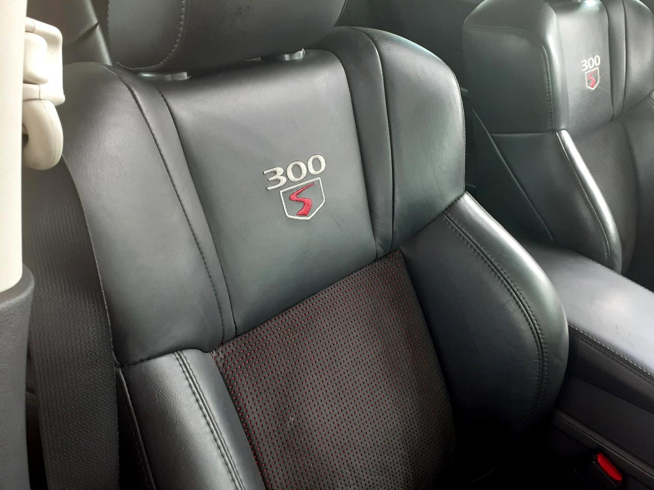 Chrysler 300 photo 42