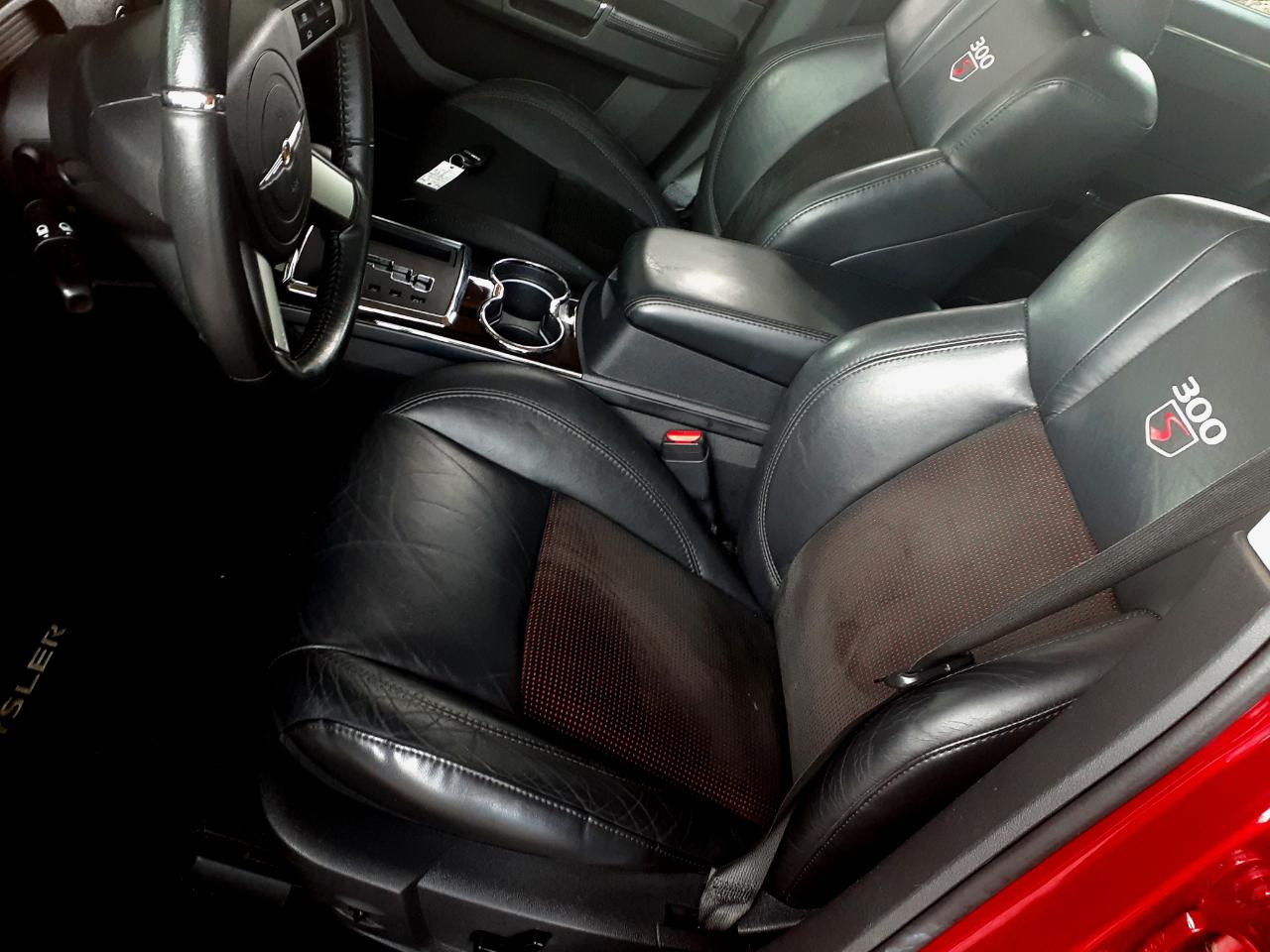Chrysler 300 photo 52