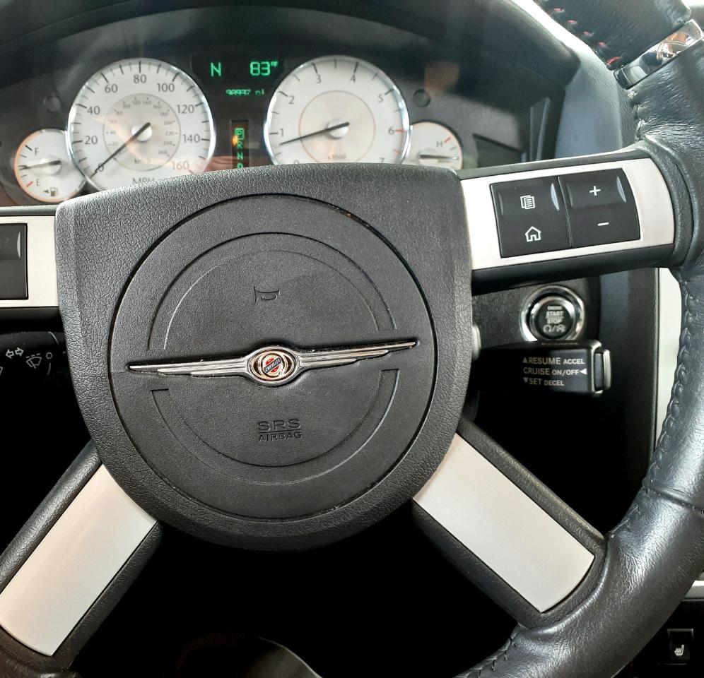 Chrysler 300 photo 57