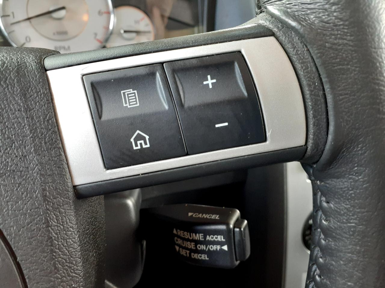 Chrysler 300 photo 59