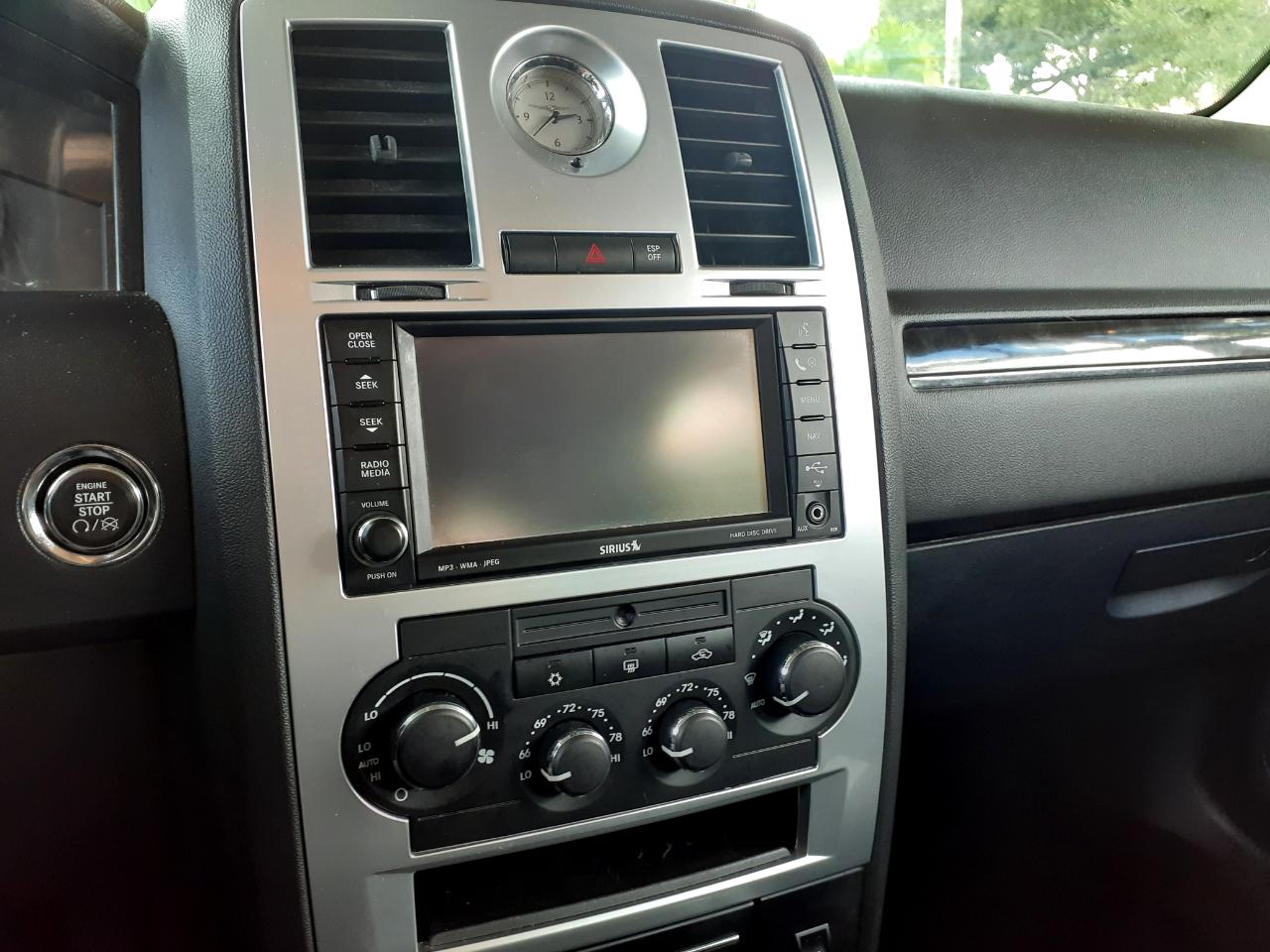 Chrysler 300 photo 62