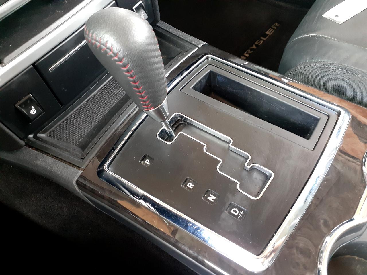 Chrysler 300 photo 66