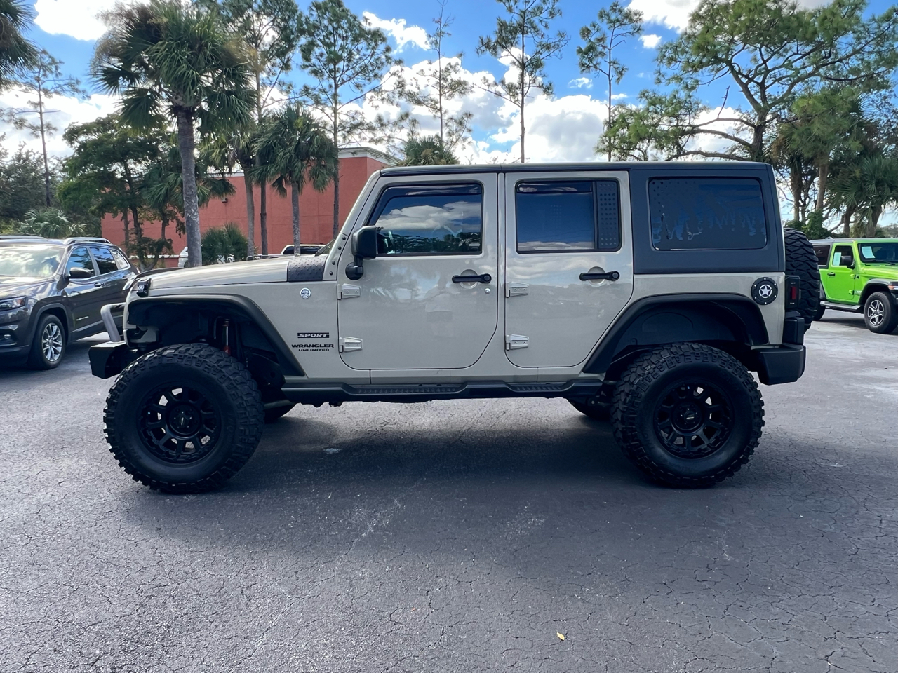 Jeep Wrangler Unlimited Sport S 4x4 2017 Jeep Wrangler Unlimited Sport S 4x4 2017
