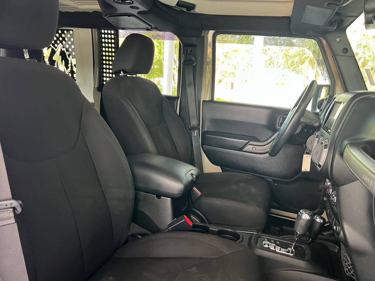 Jeep Wrangler Unlimited Sport S 4x4 2017 Jeep Wrangler Unlimited Sport S 4x4 2017