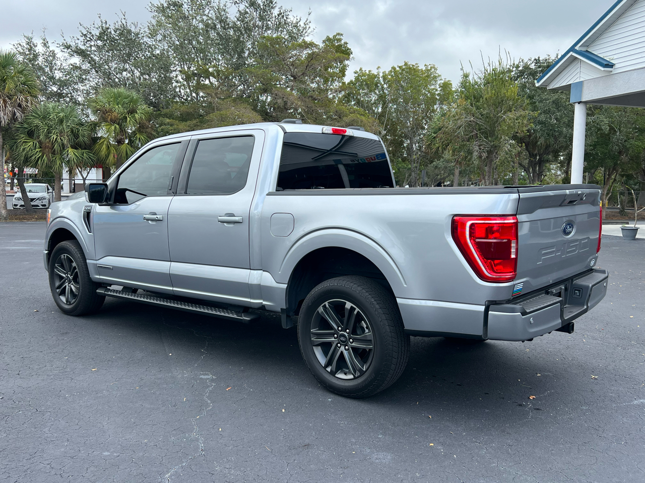 Ford F-150 XL SuperCrew 6.5-ft. Bed 4WD 2022