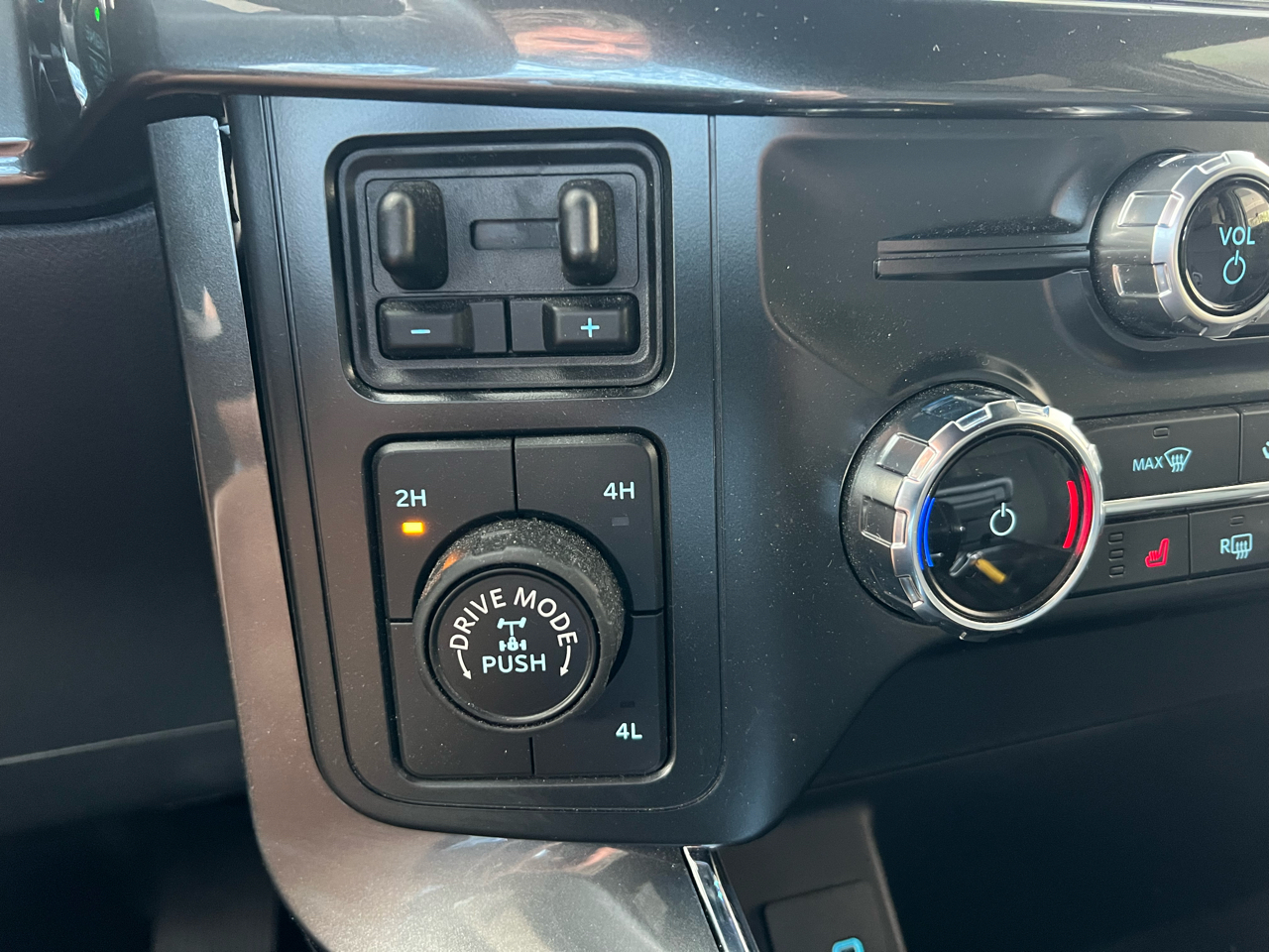 Ford F-150 XL SuperCrew 6.5-ft. Bed 4WD 2022