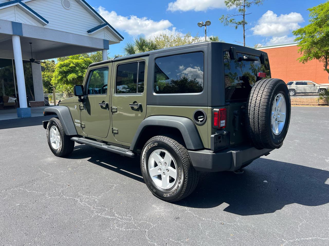 Jeep Wrangler Unlimited Sport S 4x4 2016