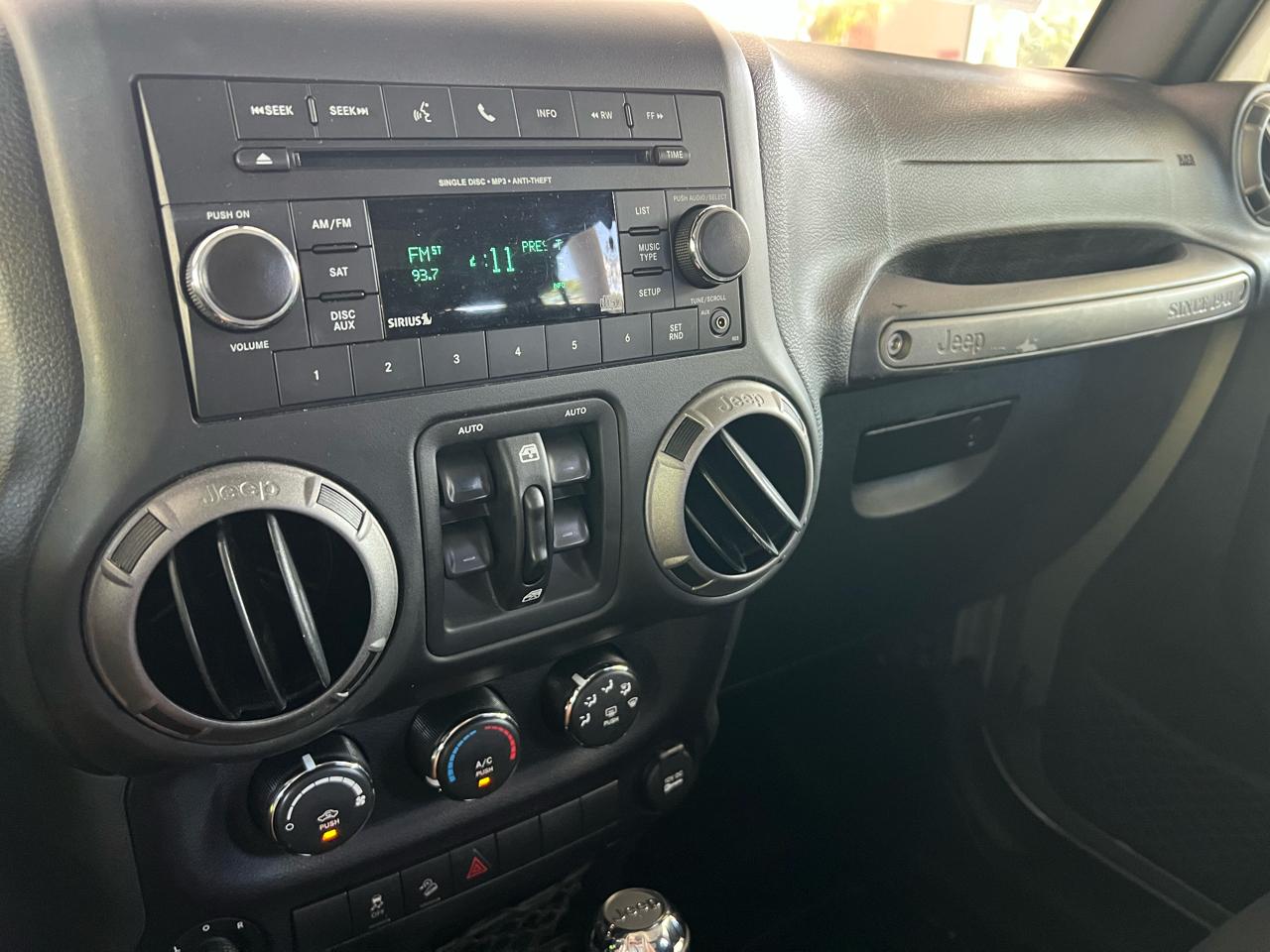 Jeep Wrangler Unlimited Sport S 4x4 2016