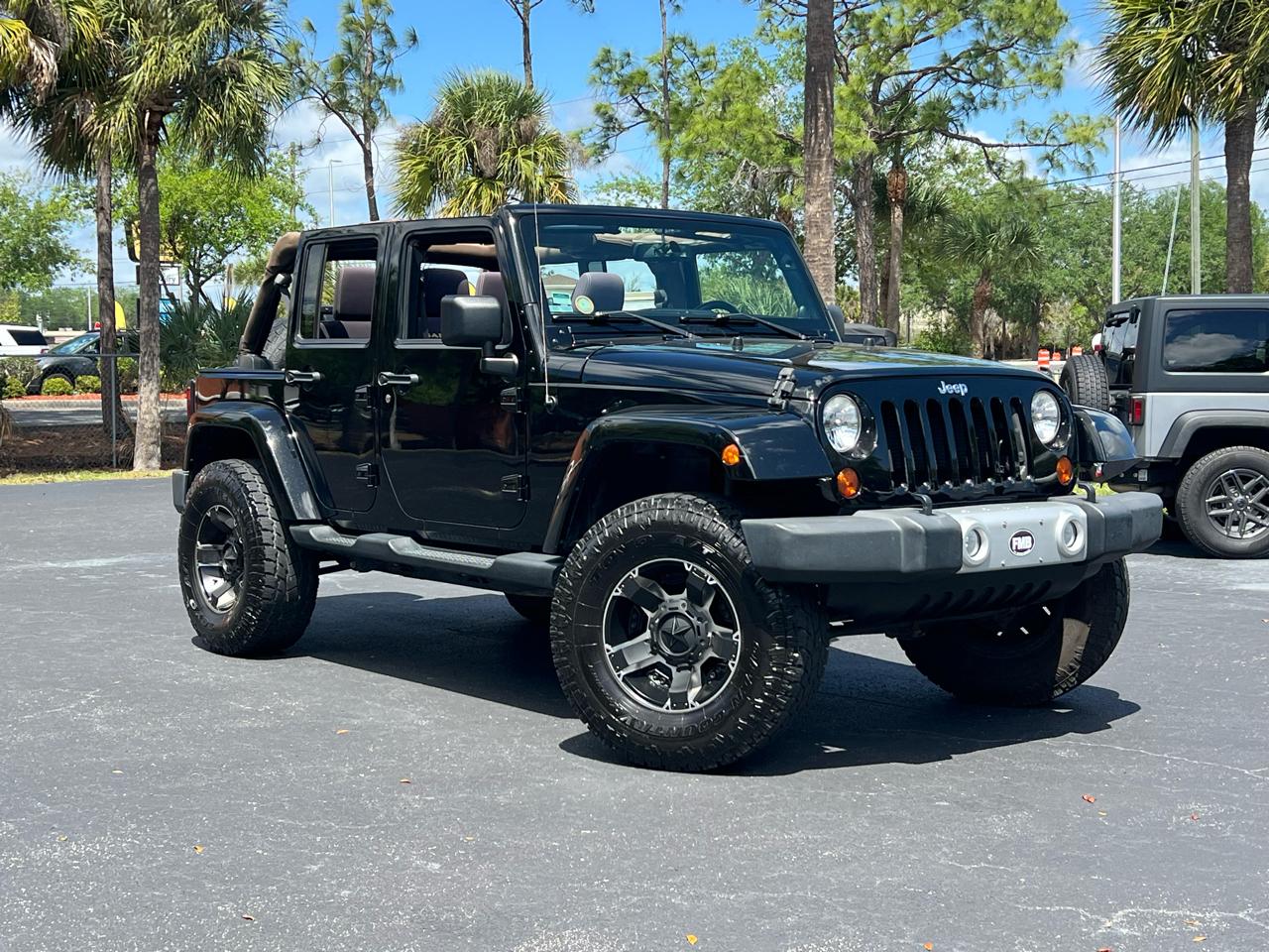 2013 Jeep Wrangler Unlimited Sahara 4x4