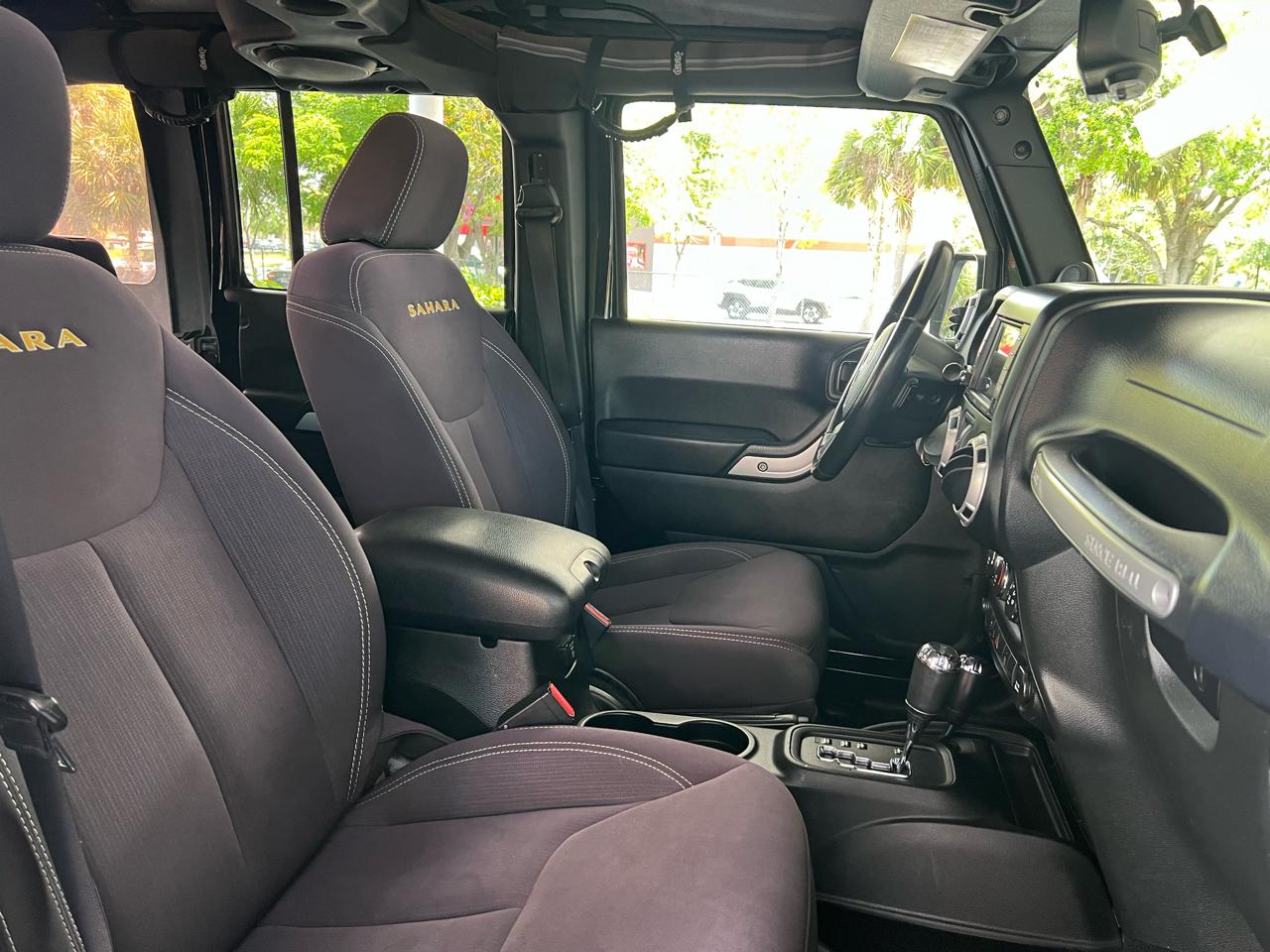 Jeep Wrangler Unlimited Sahara 4x4 2013