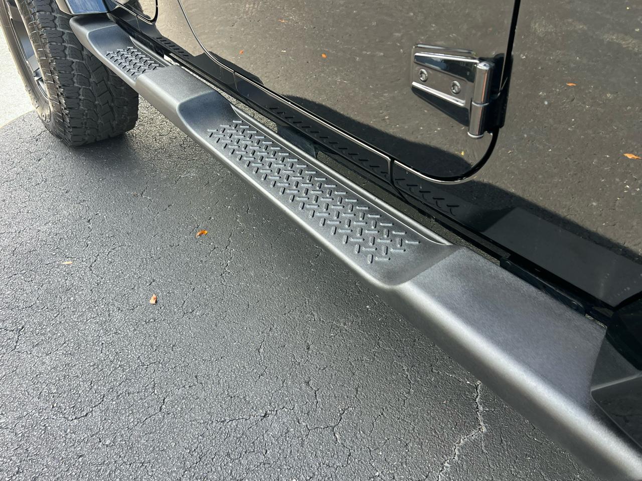 Jeep Wrangler Unlimited Sahara 4x4 2013