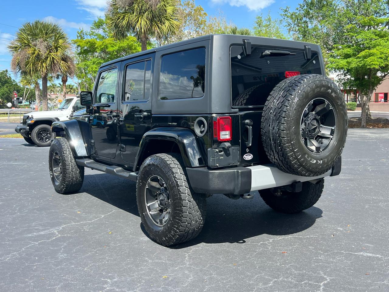 Jeep Wrangler Unlimited Sahara 4x4 2013