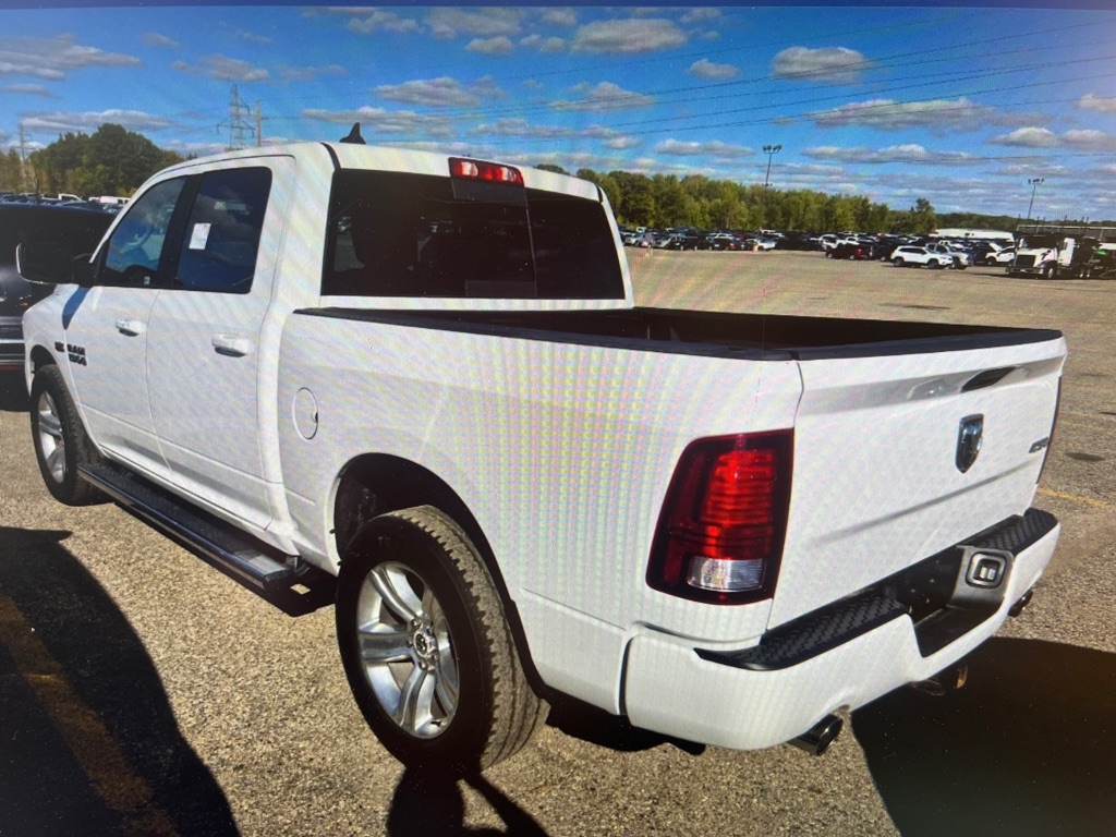 RAM 1500 Sport Crew Cab SWB 4WD 2018