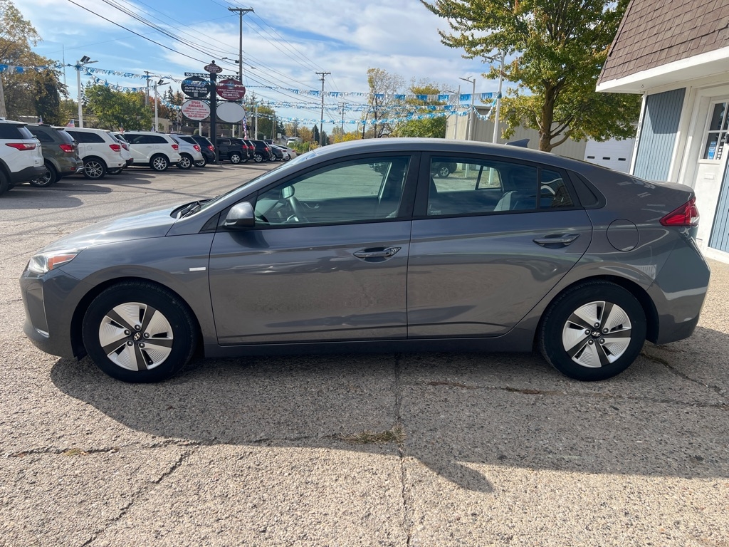 Hyundai Ioniq Hybrid Blue 2019