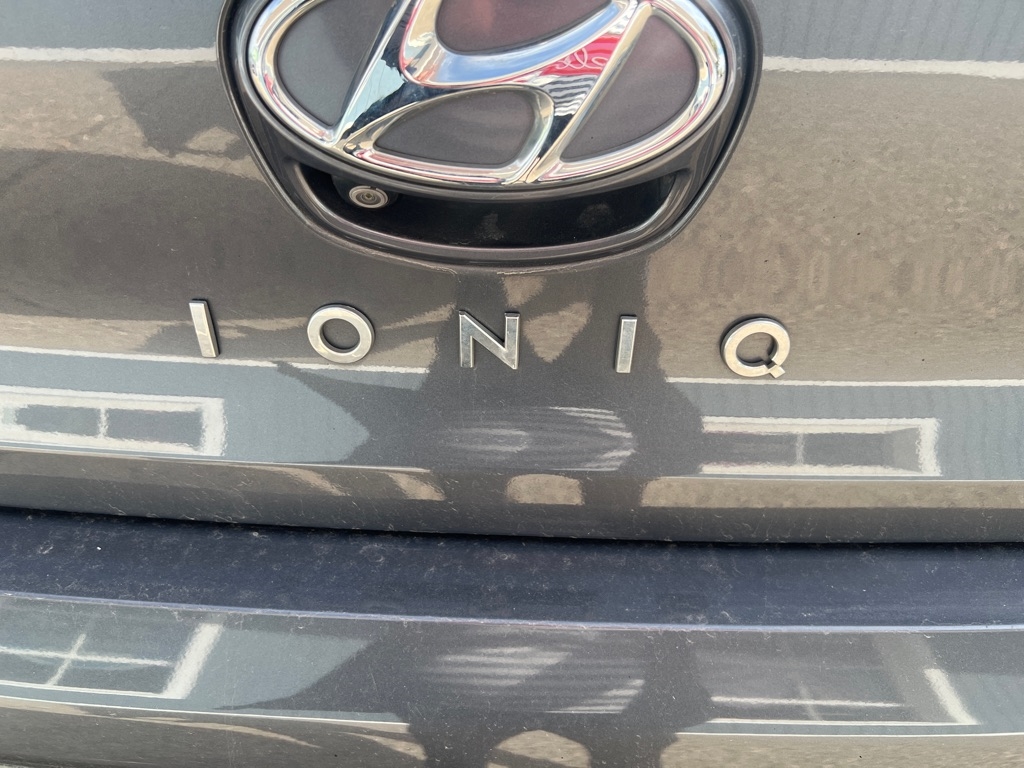 Hyundai Ioniq Hybrid Blue 2019