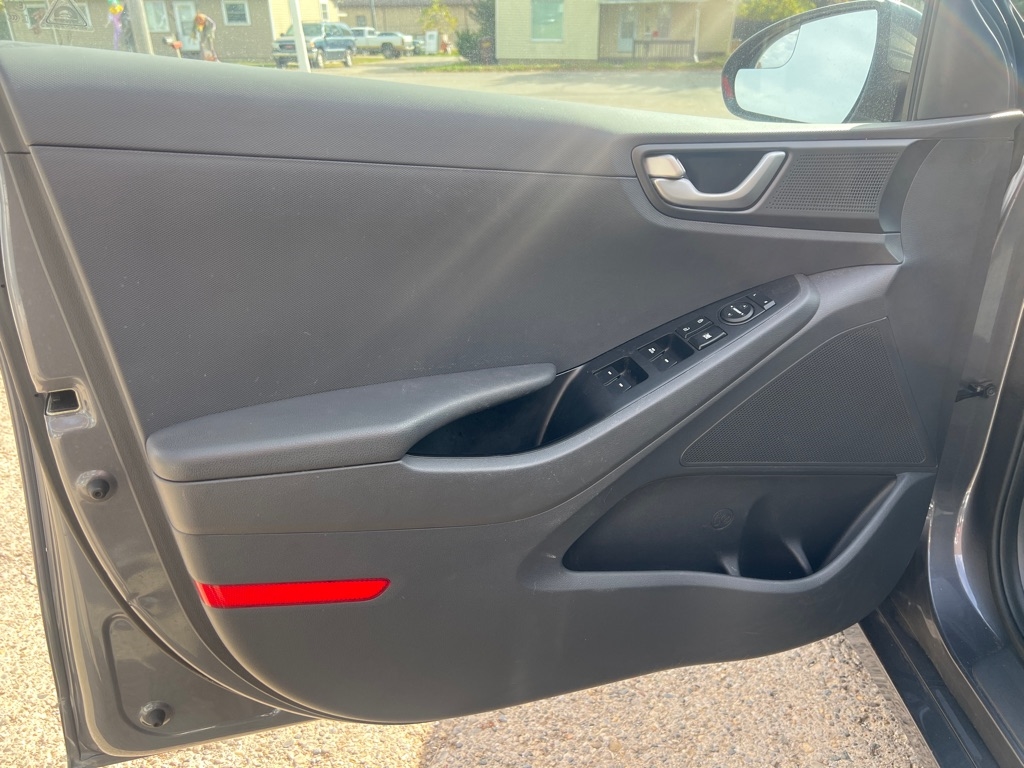 Hyundai Ioniq Hybrid Blue 2019