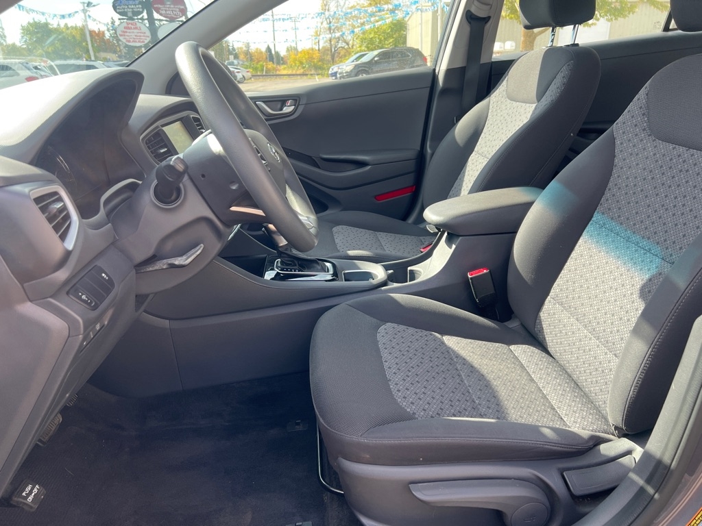 Hyundai Ioniq Hybrid Blue 2019