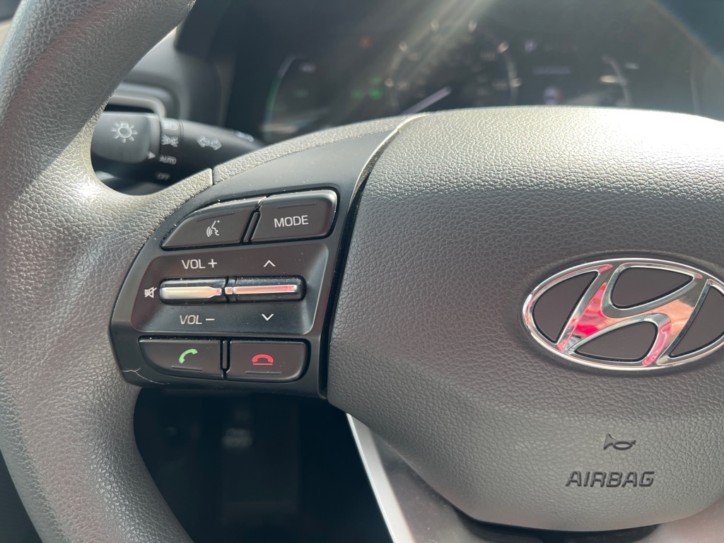 Hyundai Ioniq Hybrid Blue 2019