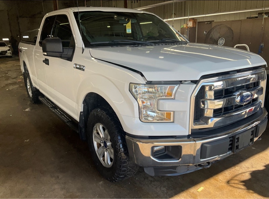 Ford F-150 XLT SuperCab 8-ft. Bed 4WD 2015