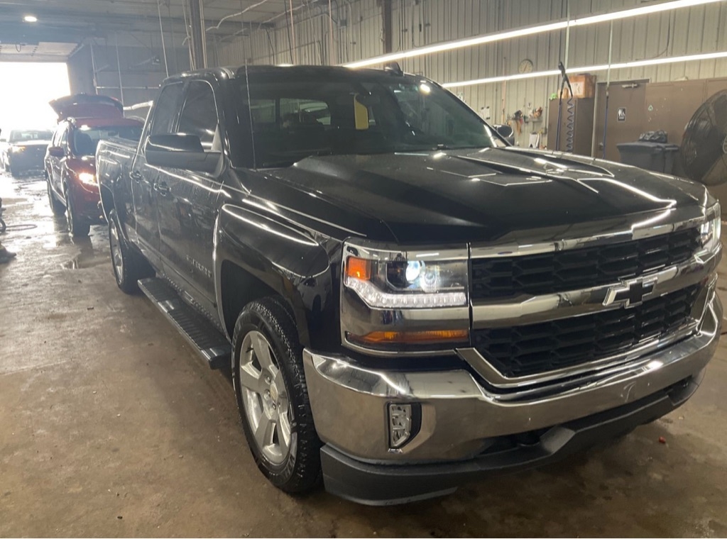 Chevrolet Silverado 1500 LT Double Cab 4WD 2017