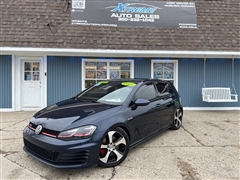 2017 Volkswagen Golf GTI 